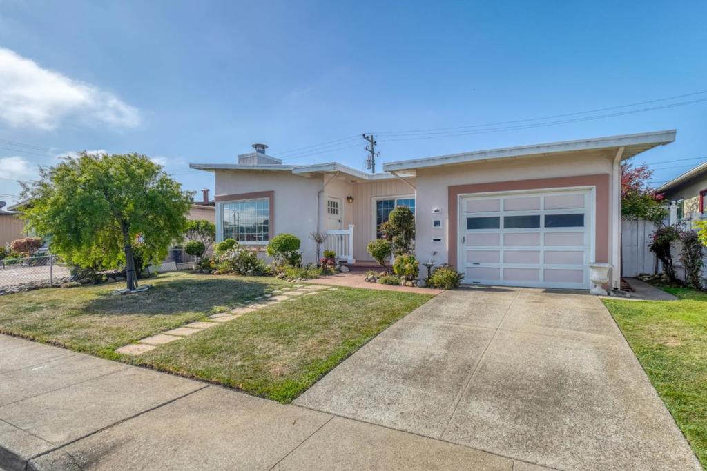 1119 Sunnyside Drive Property Photo 1