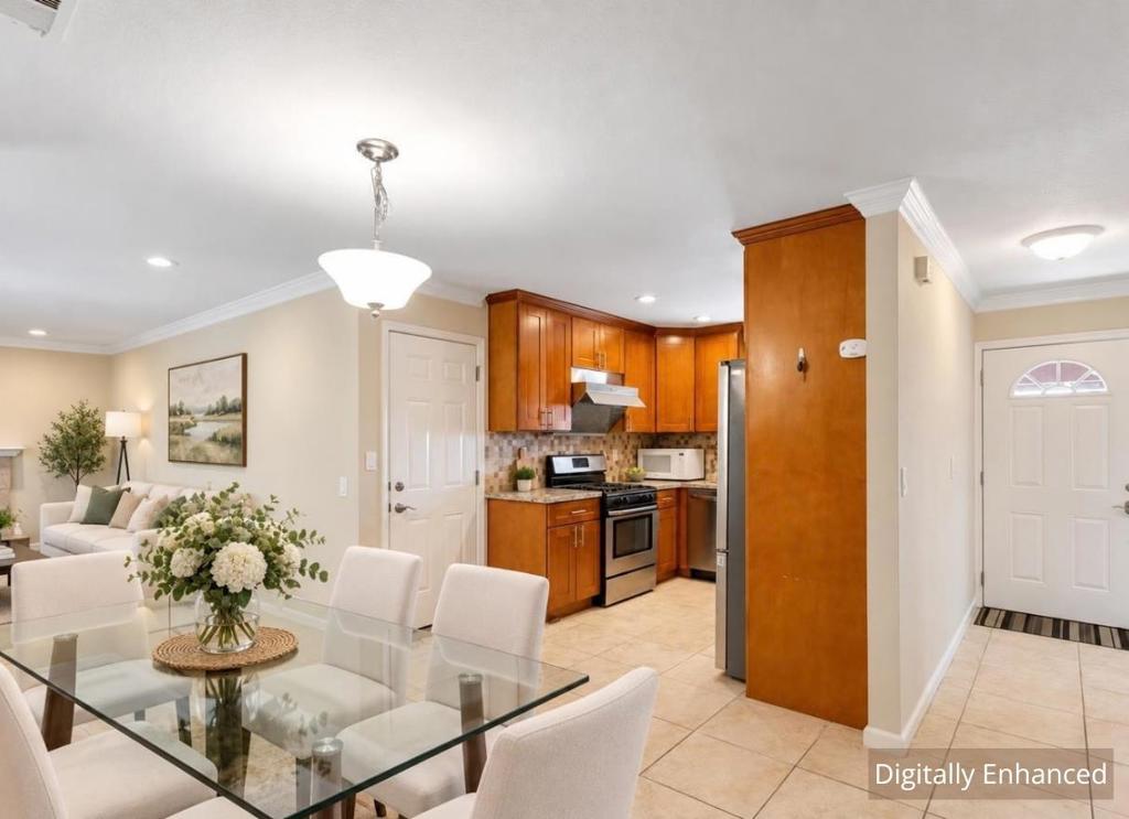 2910 Fairfax Avenue Property Photo 4