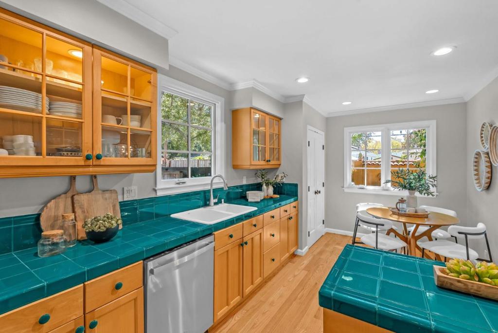 409 Church Street Property Photo 14
