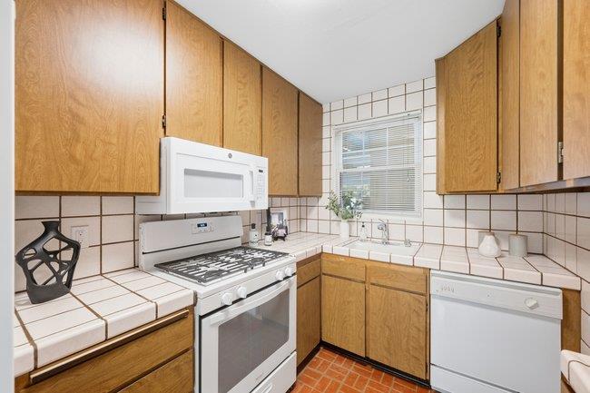 1640 Maryland Street Property Photo 11