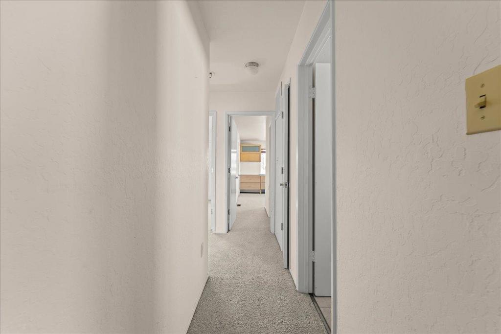 526 Middlefield Drive Property Photo 25
