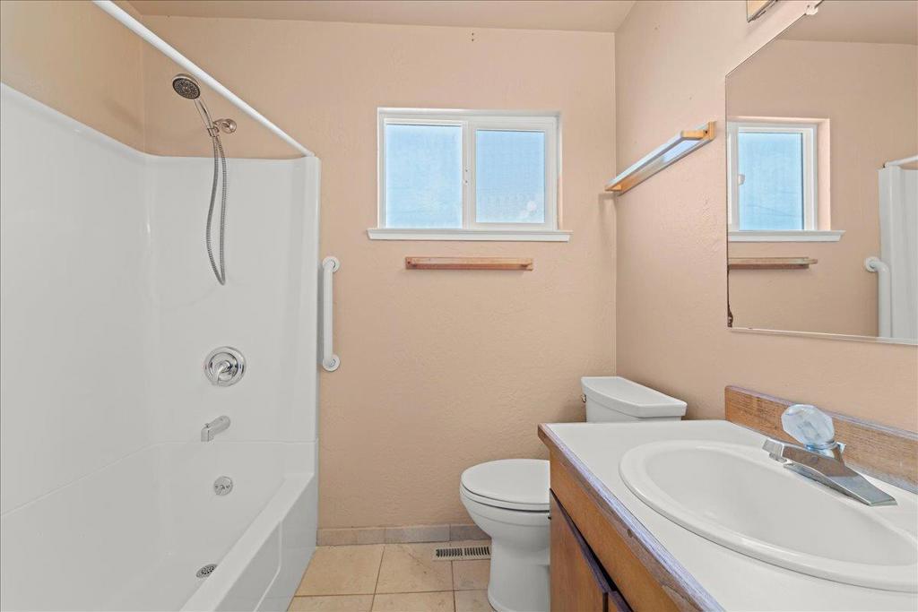 526 Middlefield Drive Property Photo 26