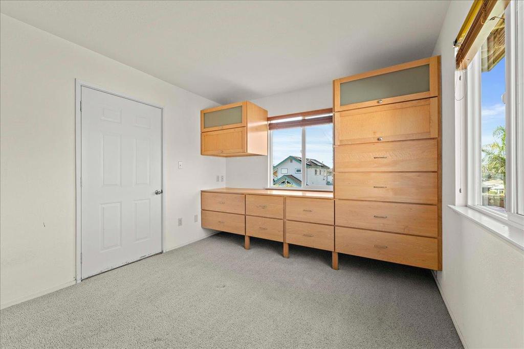 526 Middlefield Drive Property Photo 30