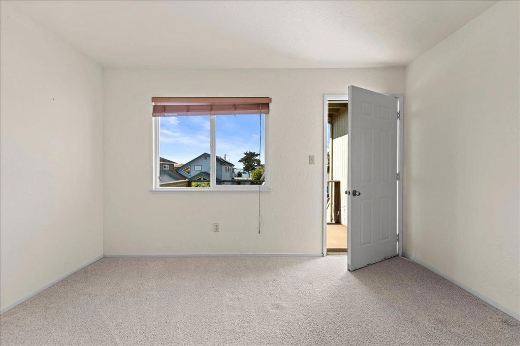 526 Middlefield Drive Property Photo 33