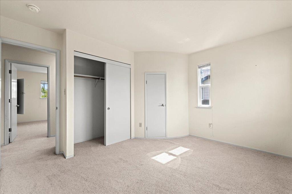 526 Middlefield Drive Property Photo 36