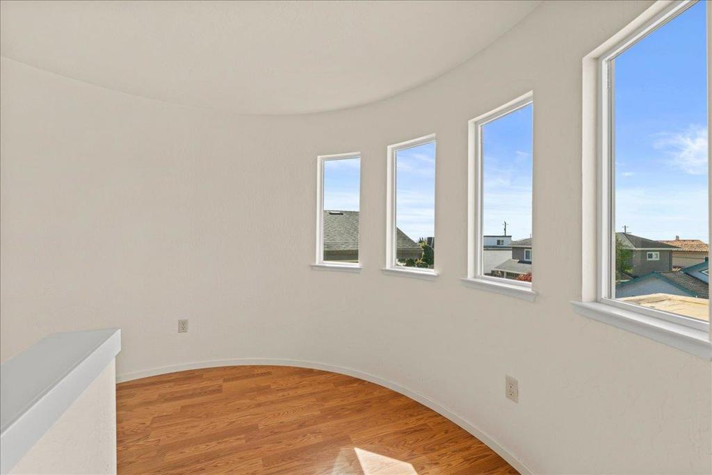 526 Middlefield Drive Property Photo 43