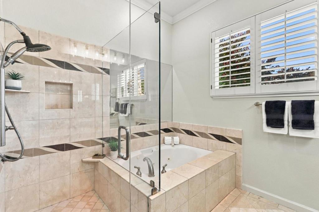 8731 Mccarty Ranch Drive Property Photo 34