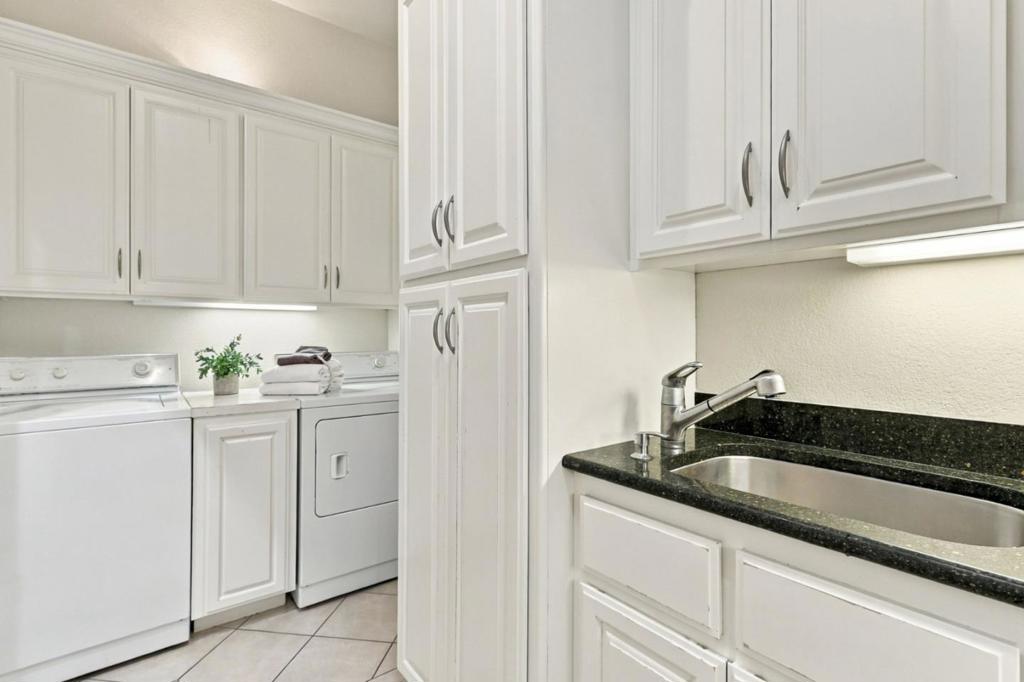 8731 Mccarty Ranch Drive Property Photo 37