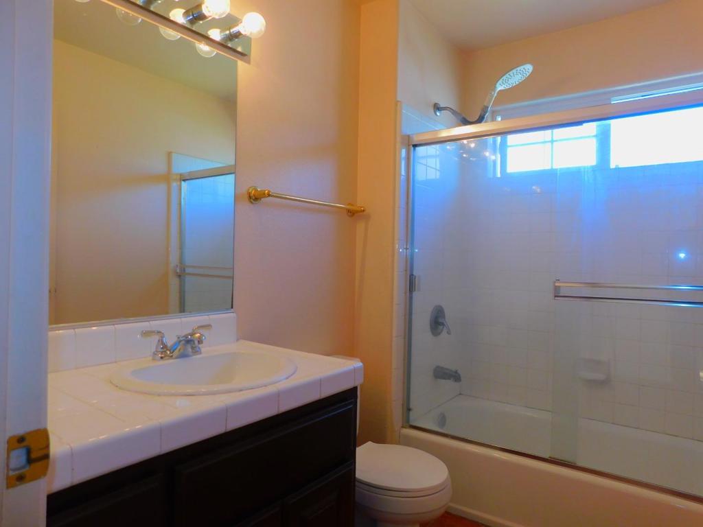 147 Willowcreek Street Property Photo 14