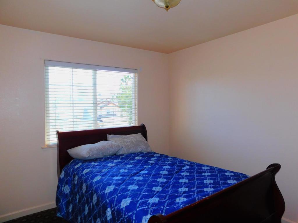 147 Willowcreek Street Property Photo 18