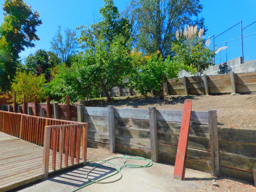147 Willowcreek Street Property Photo 27