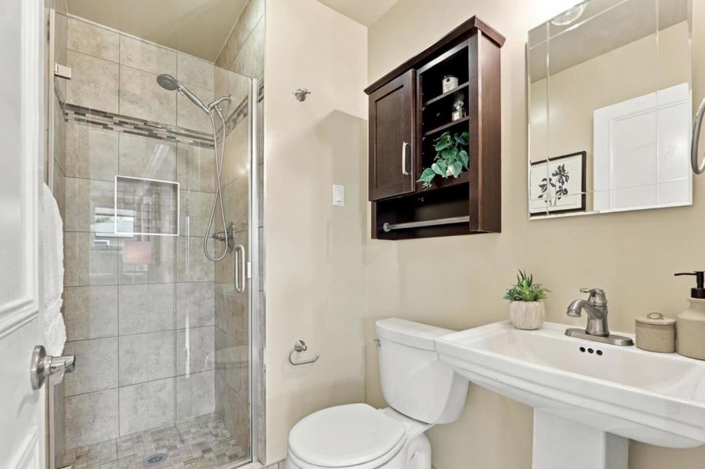3339 San Marino Avenue Property Photo 24