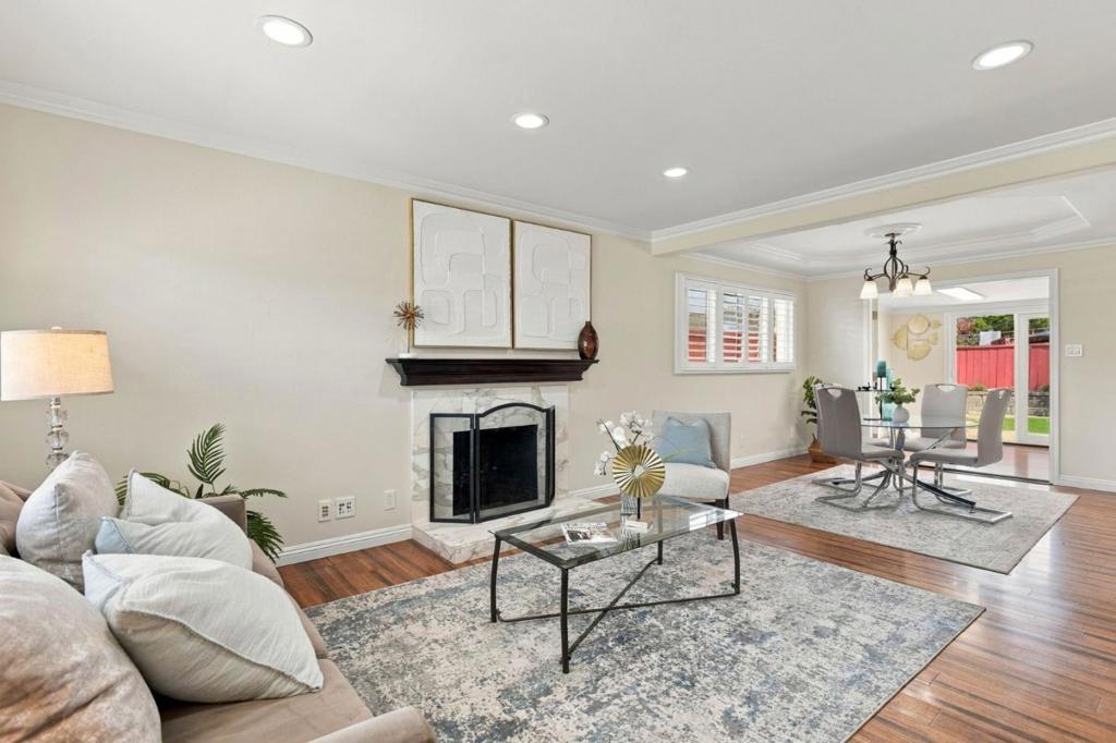 202 Hiller Street Property Photo 2