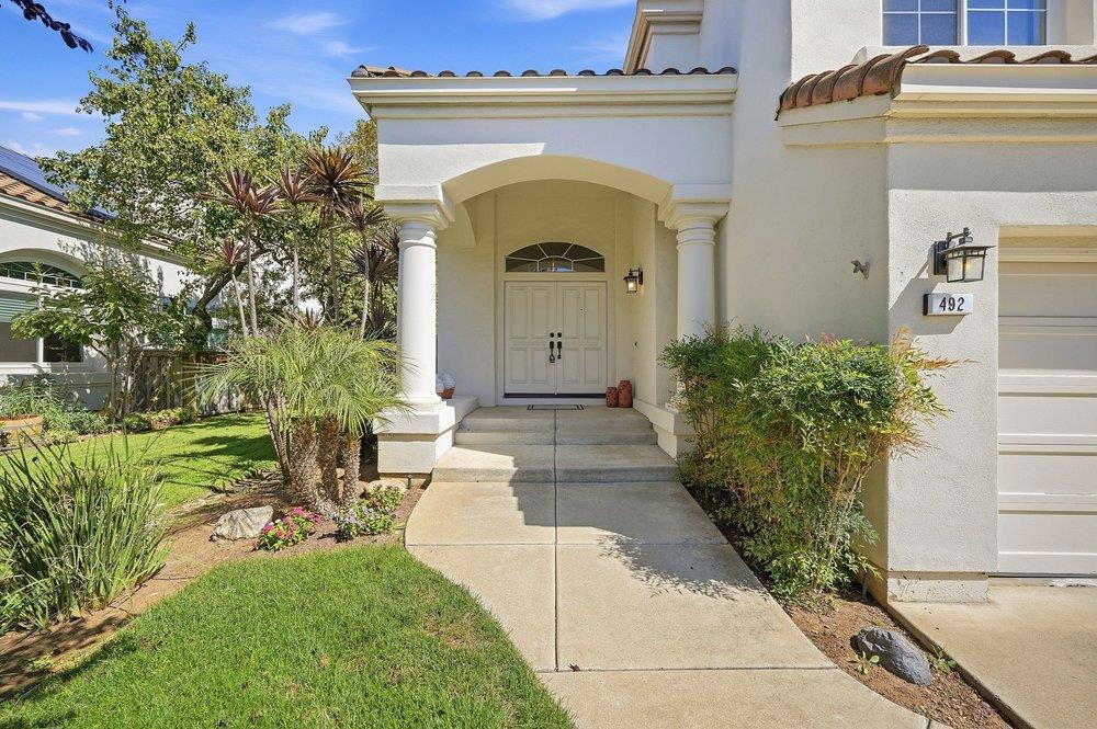 492 Via Sorrento Property Photo 1