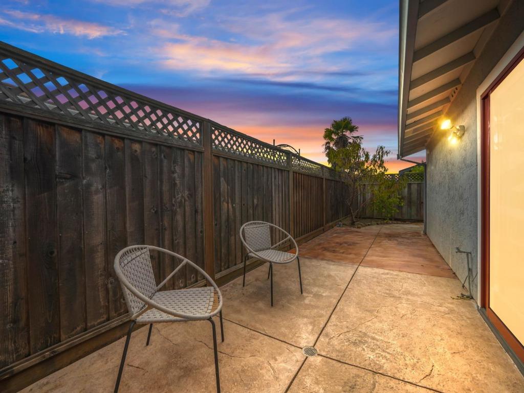 2104 Meadow View Place Property Photo 32