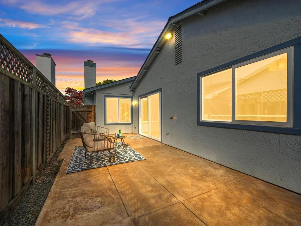 2104 Meadow View Place Property Photo 36