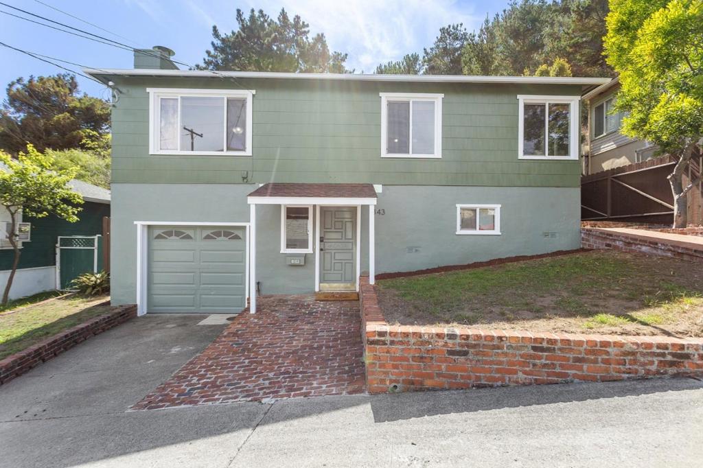 843 Larch Avenue Property Photo 22