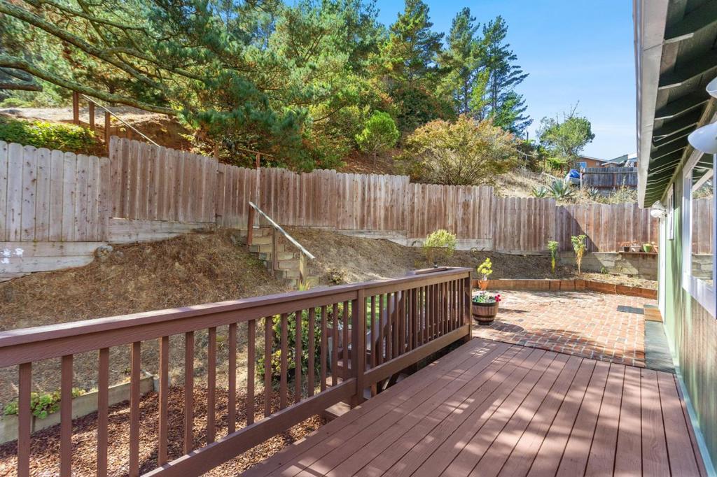 843 Larch Avenue Property Photo 27