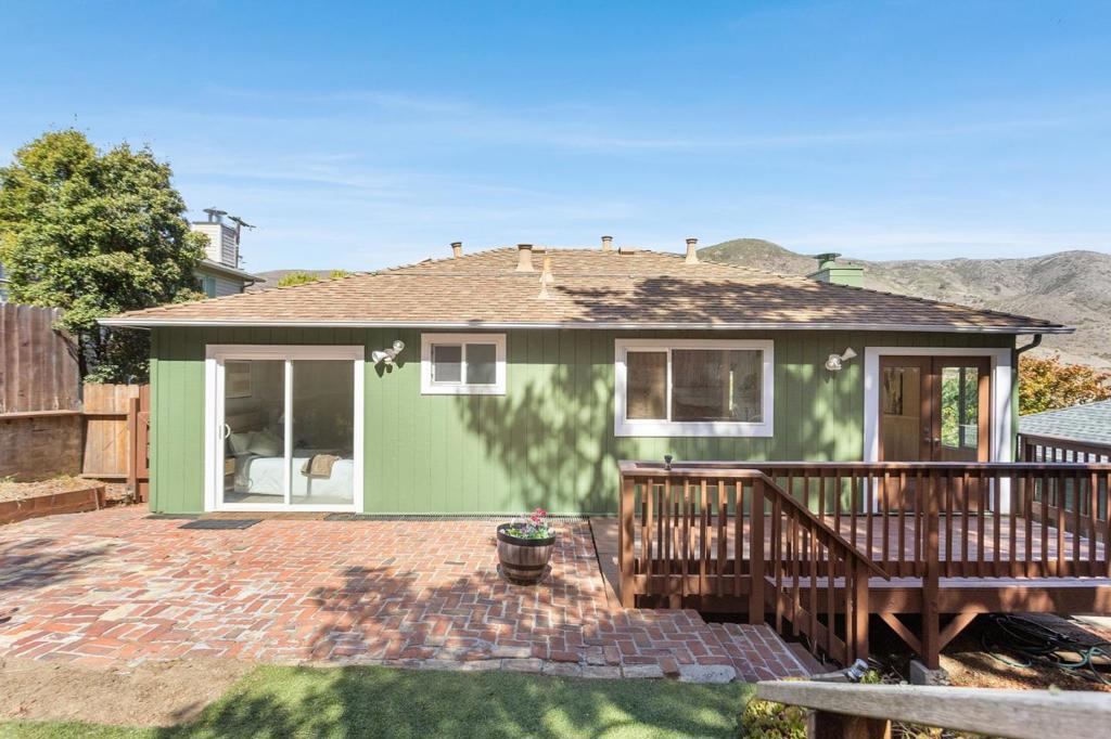 843 Larch Avenue Property Photo 29