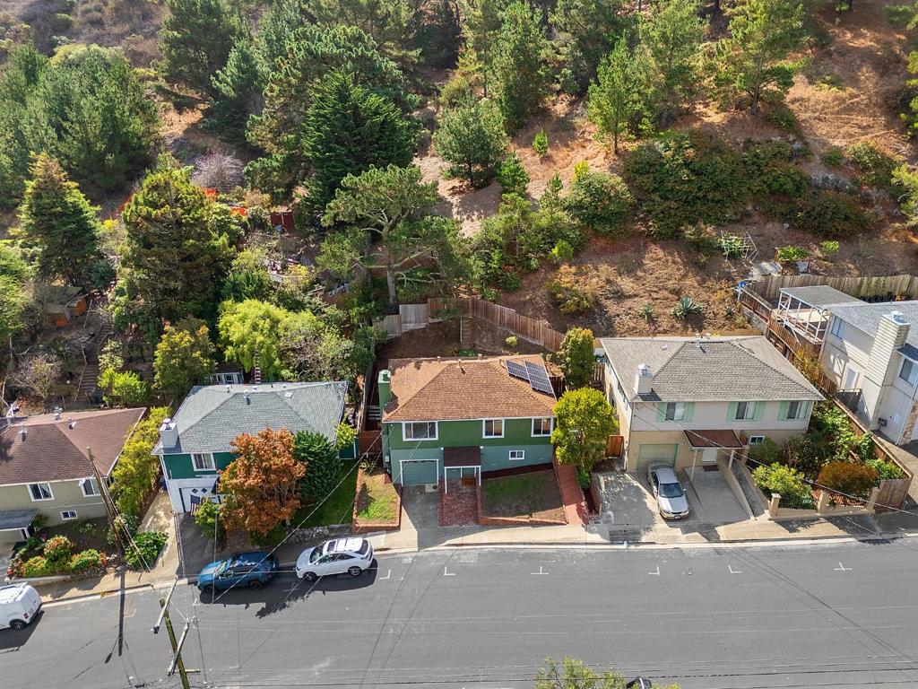 843 Larch Avenue Property Photo 35
