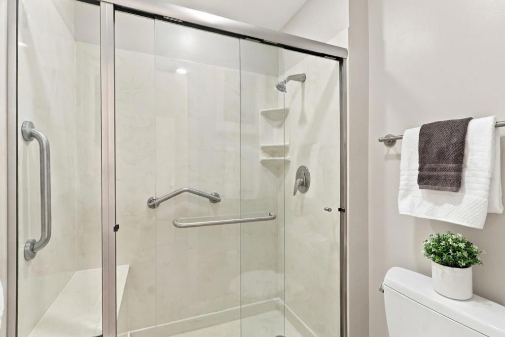 49 Showers Drive E145 Property Photo 24