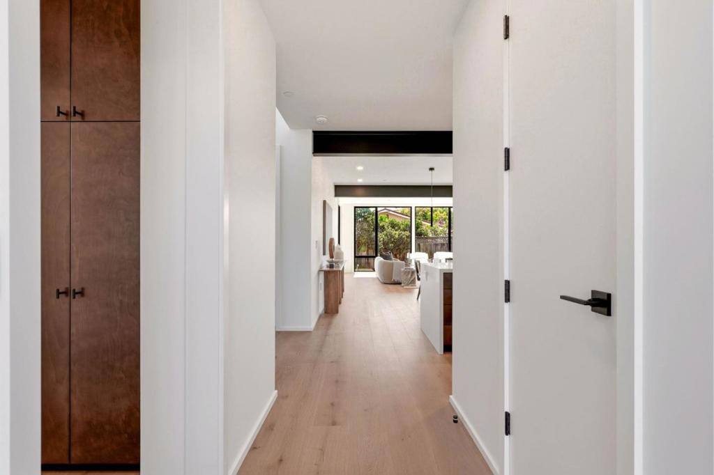 1828 Nestorita Way Property Photo 32