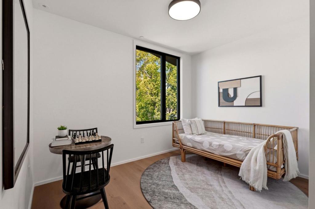 1828 Nestorita Way Property Photo 34