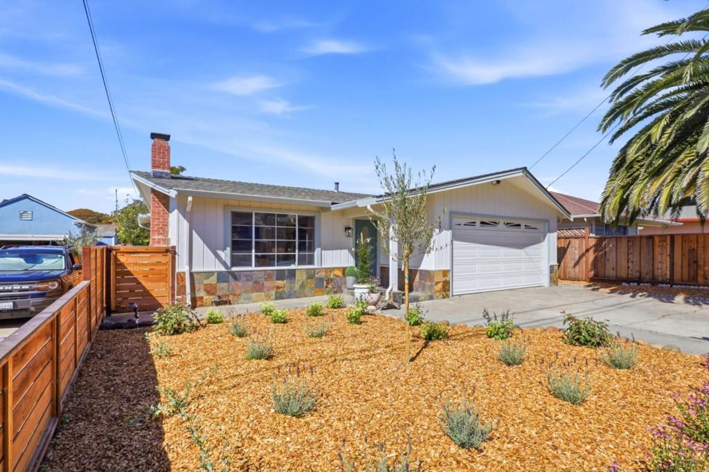 4535 Portola Drive Property Photo 4