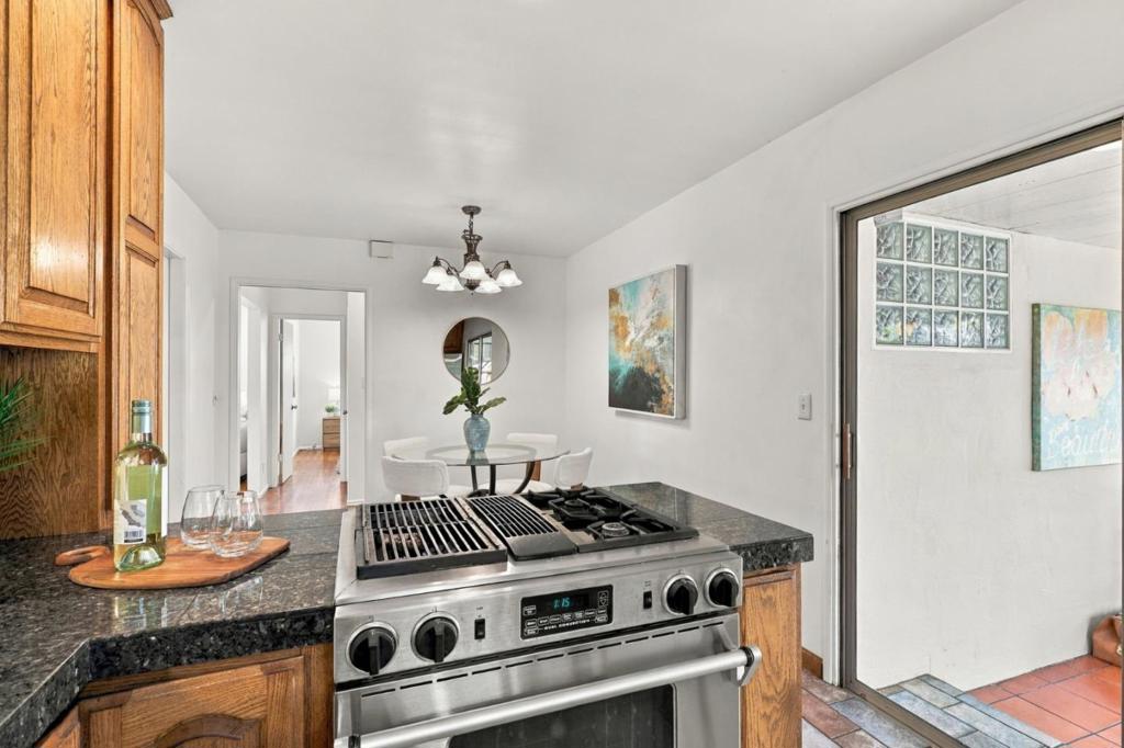 4535 Portola Drive Property Photo 13