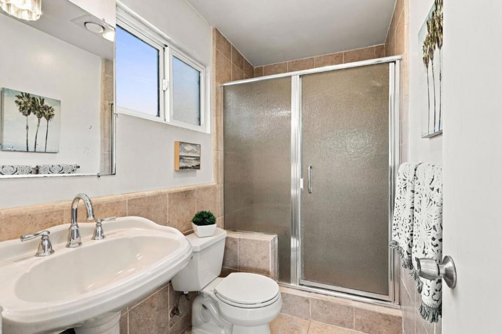 4535 Portola Drive Property Photo 23