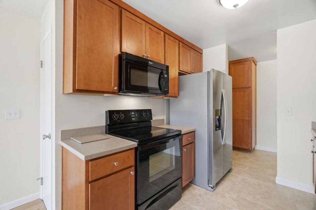 1141 Virginia Avenue Property Photo 26