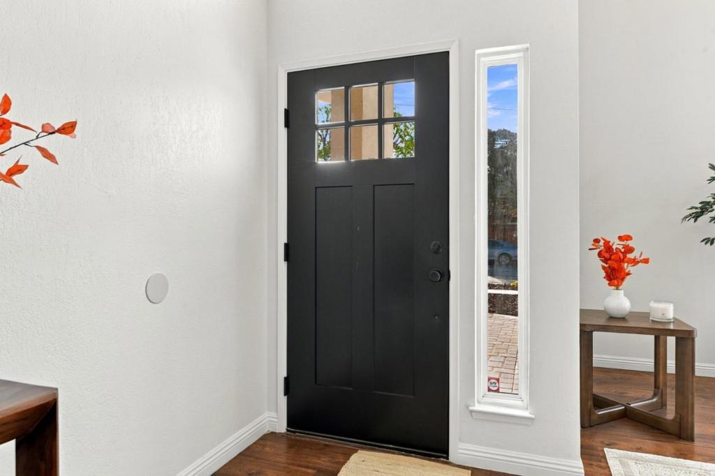 3219 Mabury Road Property Photo 8