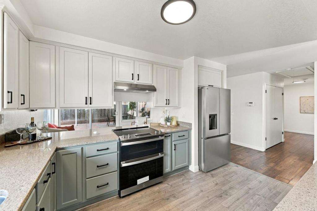 3219 Mabury Road Property Photo 14
