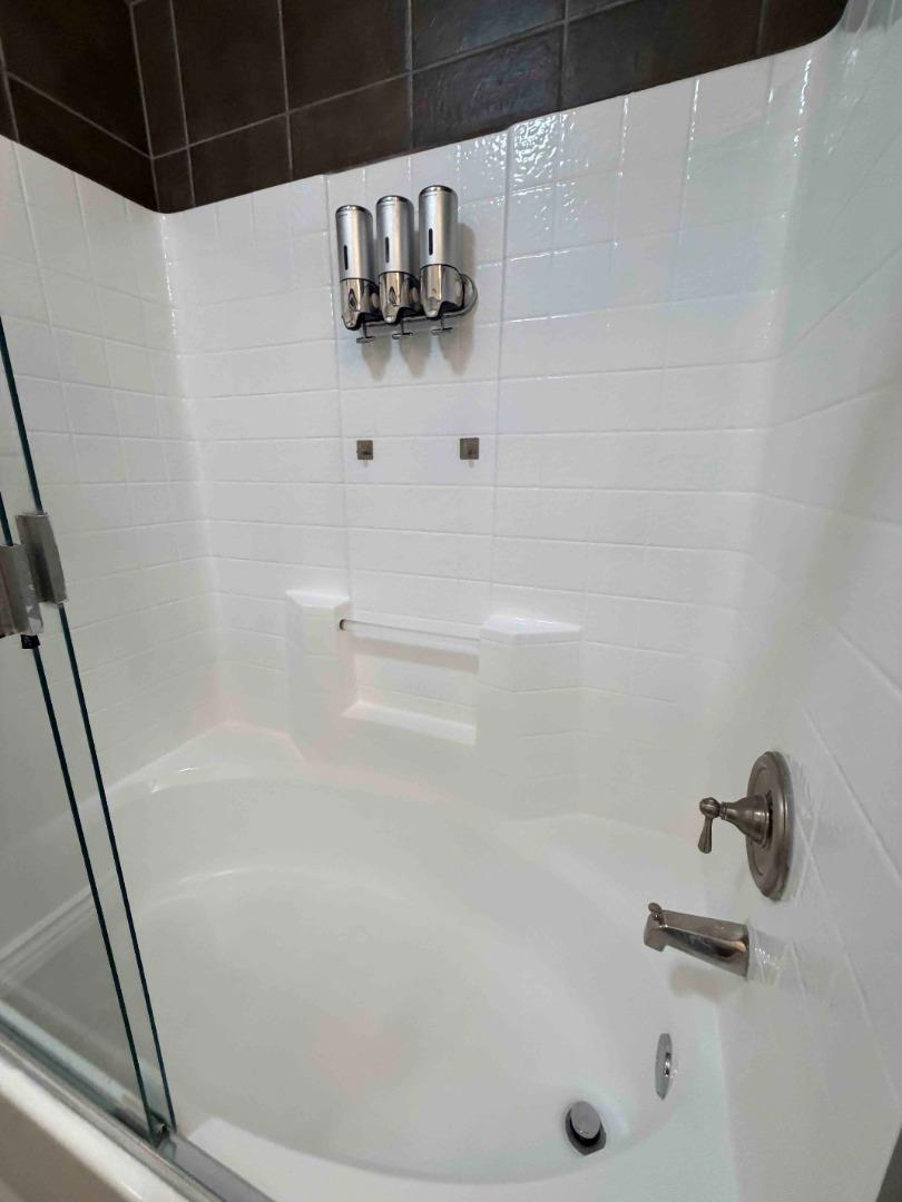9263 Regents Road B301 Property Photo 32