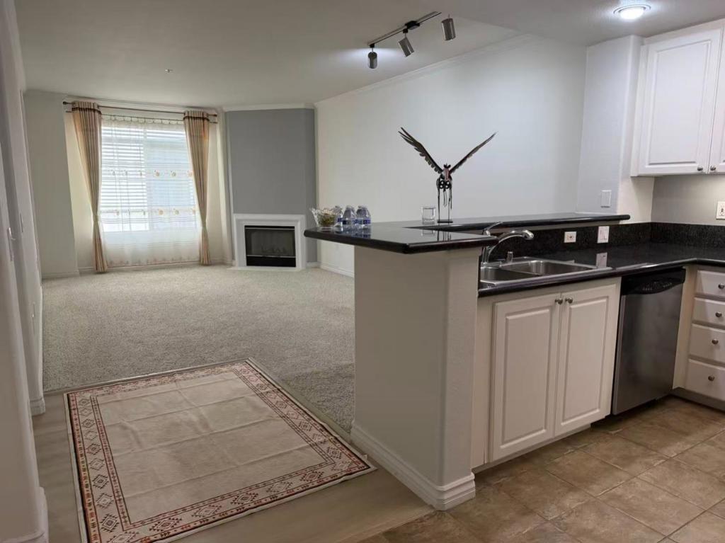 9263 Regents Road B301 Property Photo 36