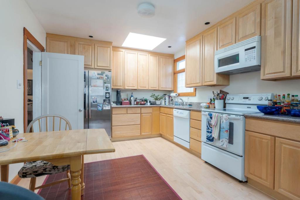634636 Taraval Street Property Photo 5