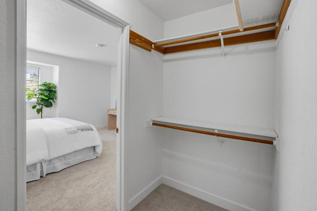 37 Winding Way Property Photo 23