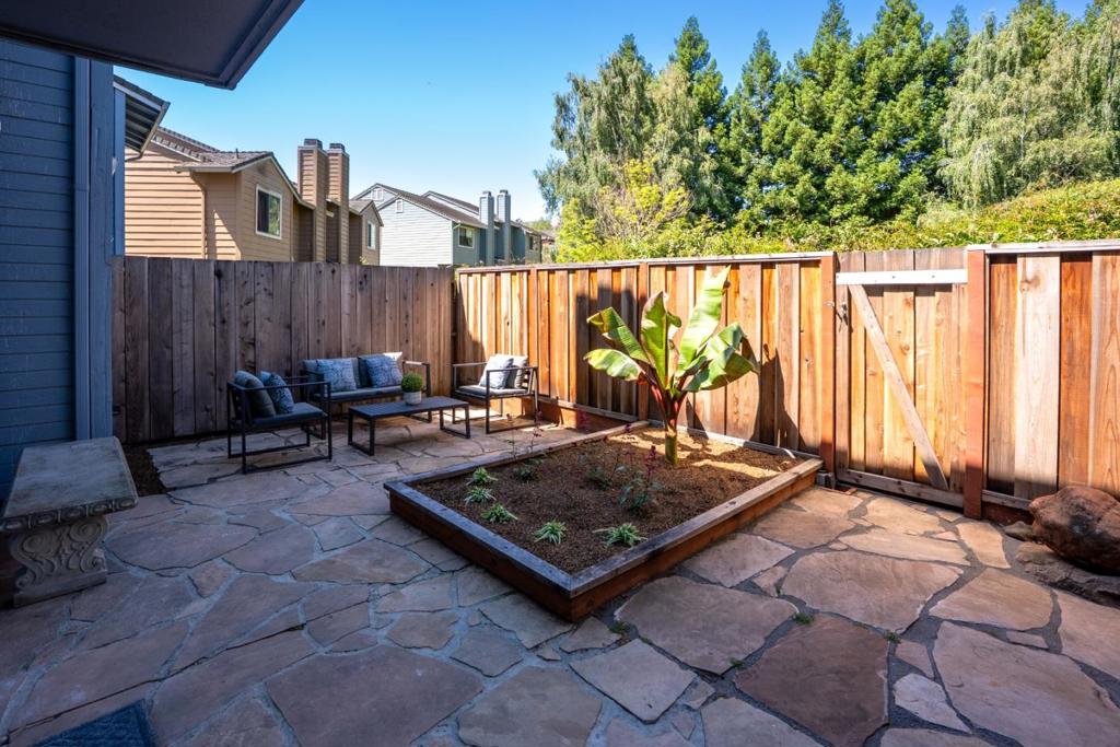 37 Winding Way Property Photo 35