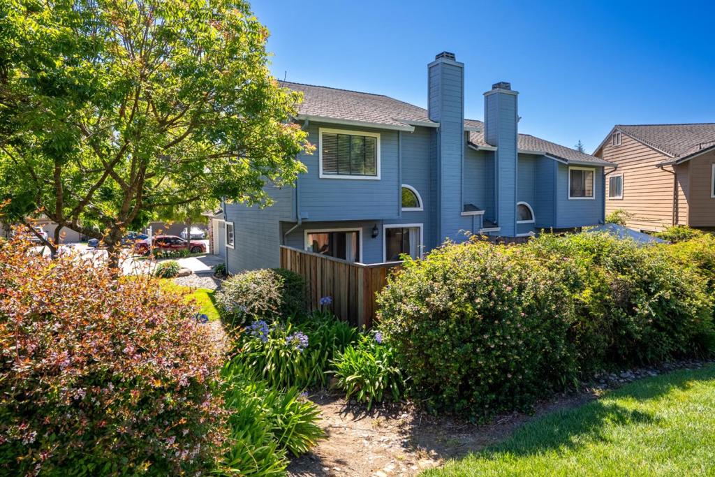 37 Winding Way Property Photo 36
