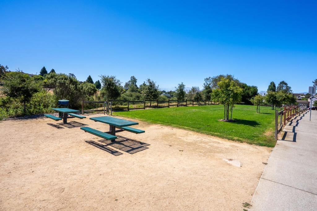 37 Winding Way Property Photo 39
