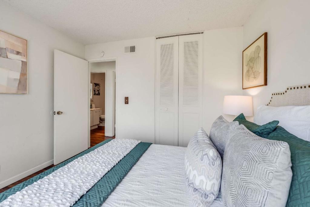 738 El Sereno Drive Property Photo 19