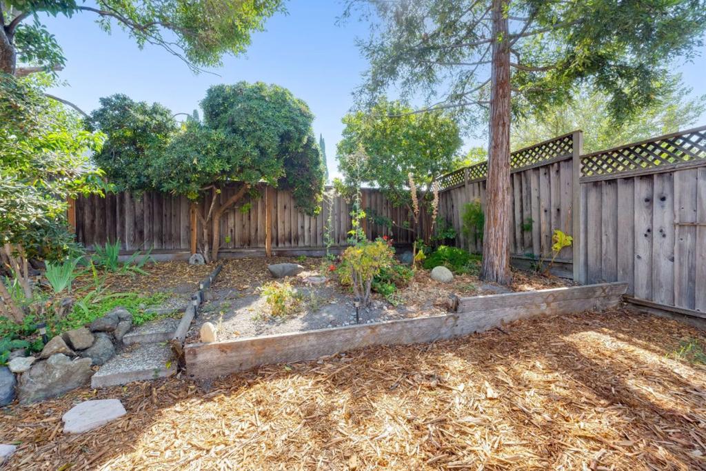 738 El Sereno Drive Property Photo 27
