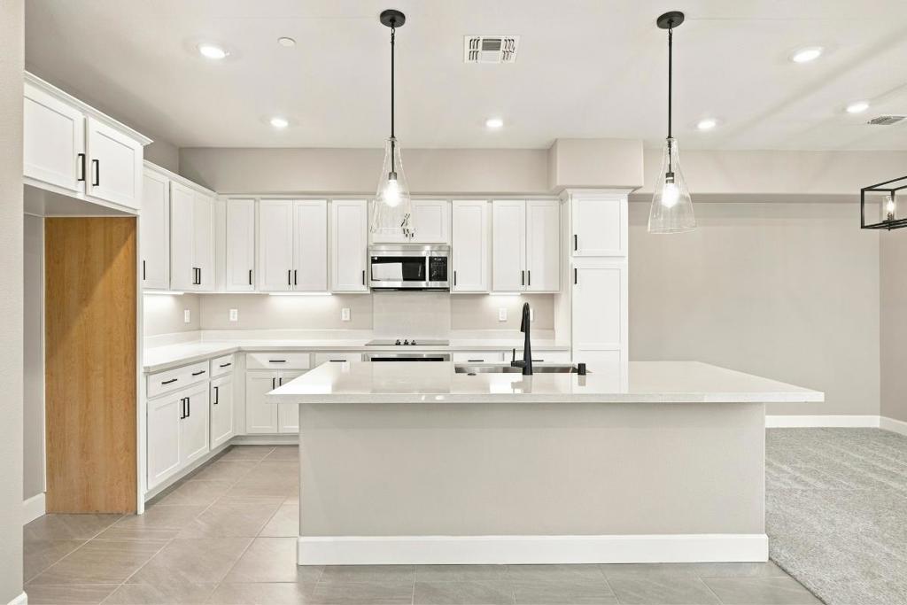 1223 Diego Lane Property Photo 15