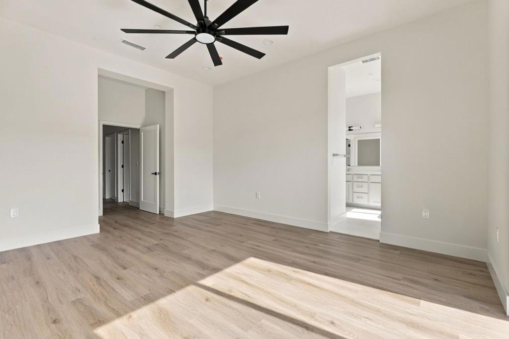604 Fulton Way Property Photo 24
