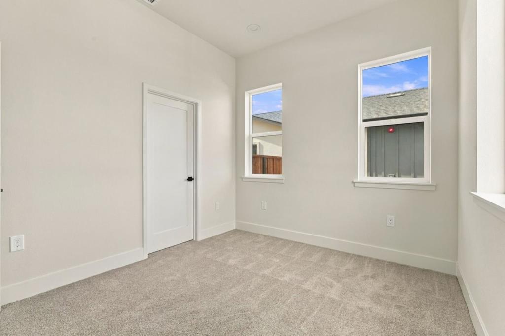 604 Fulton Way Property Photo 28
