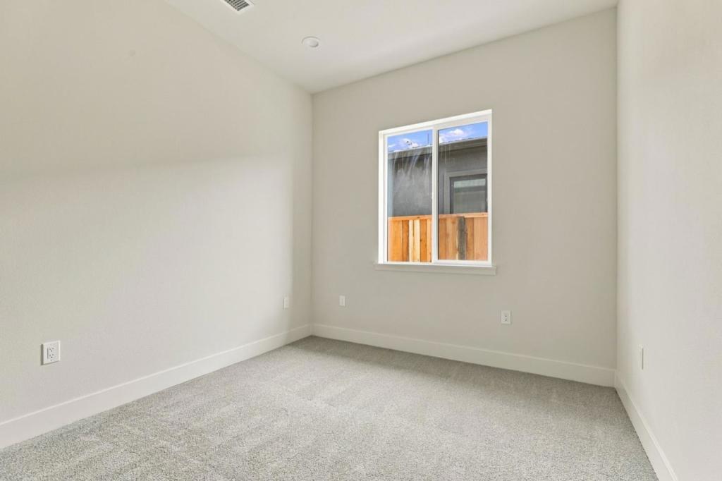 604 Fulton Way Property Photo 30