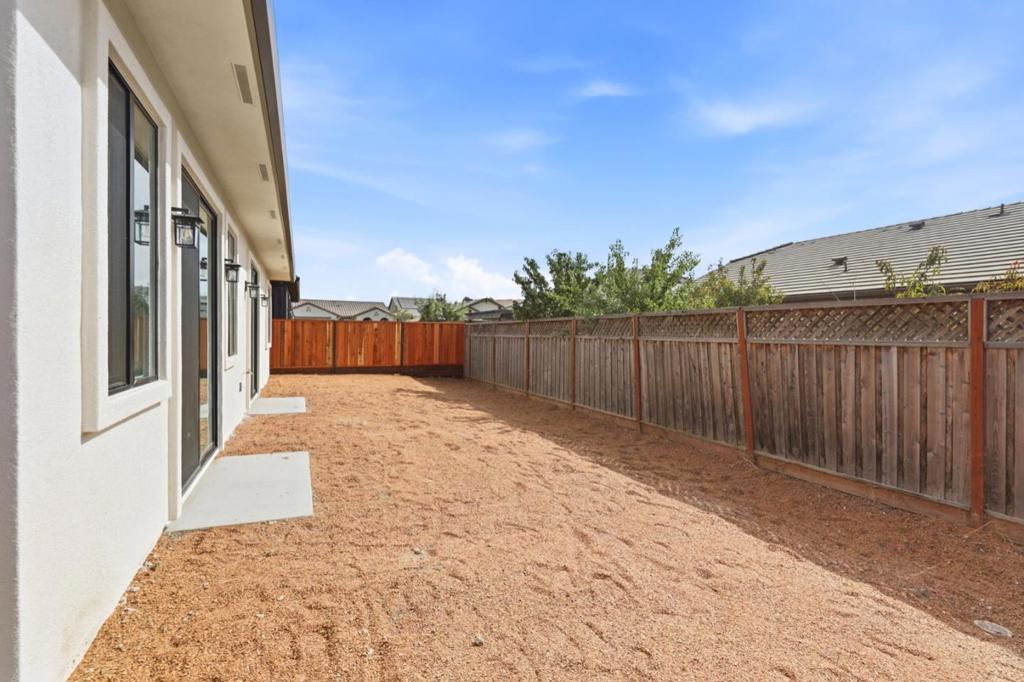 604 Fulton Way Property Photo 47