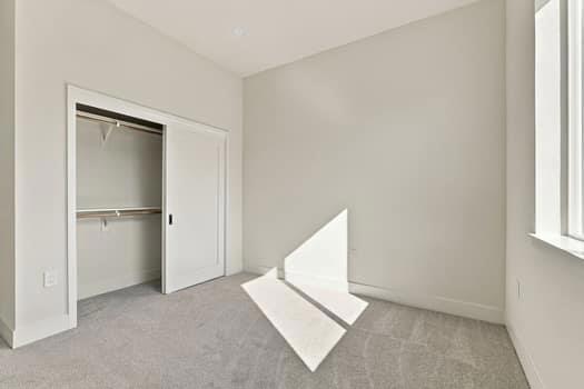 594 Fulton Way Property Photo 19
