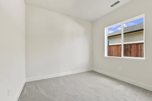 594 Fulton Way Property Photo 25