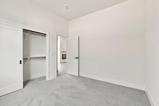594 Fulton Way Property Photo 27